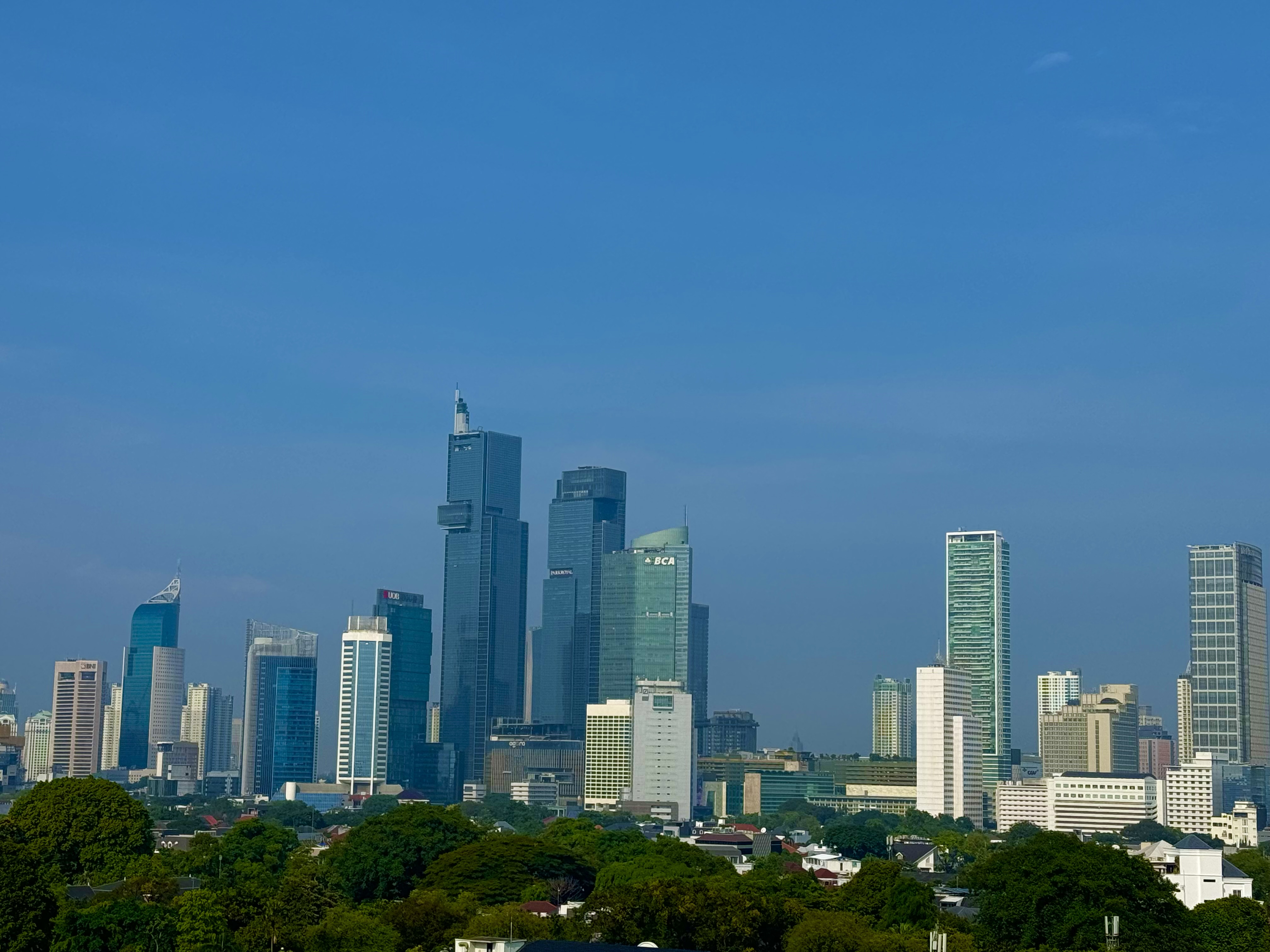 Danh sách các ngành công nghiệp Indonesia  bị ảnh hưởng bởi chiến tranh Trung Đông